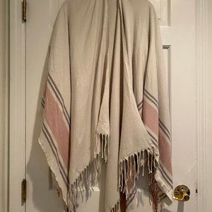 Siizu Light Gray and Pink Wrap